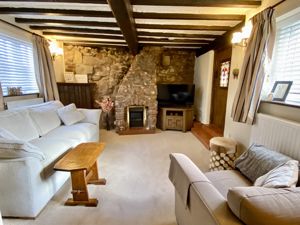 Lounge- click for photo gallery